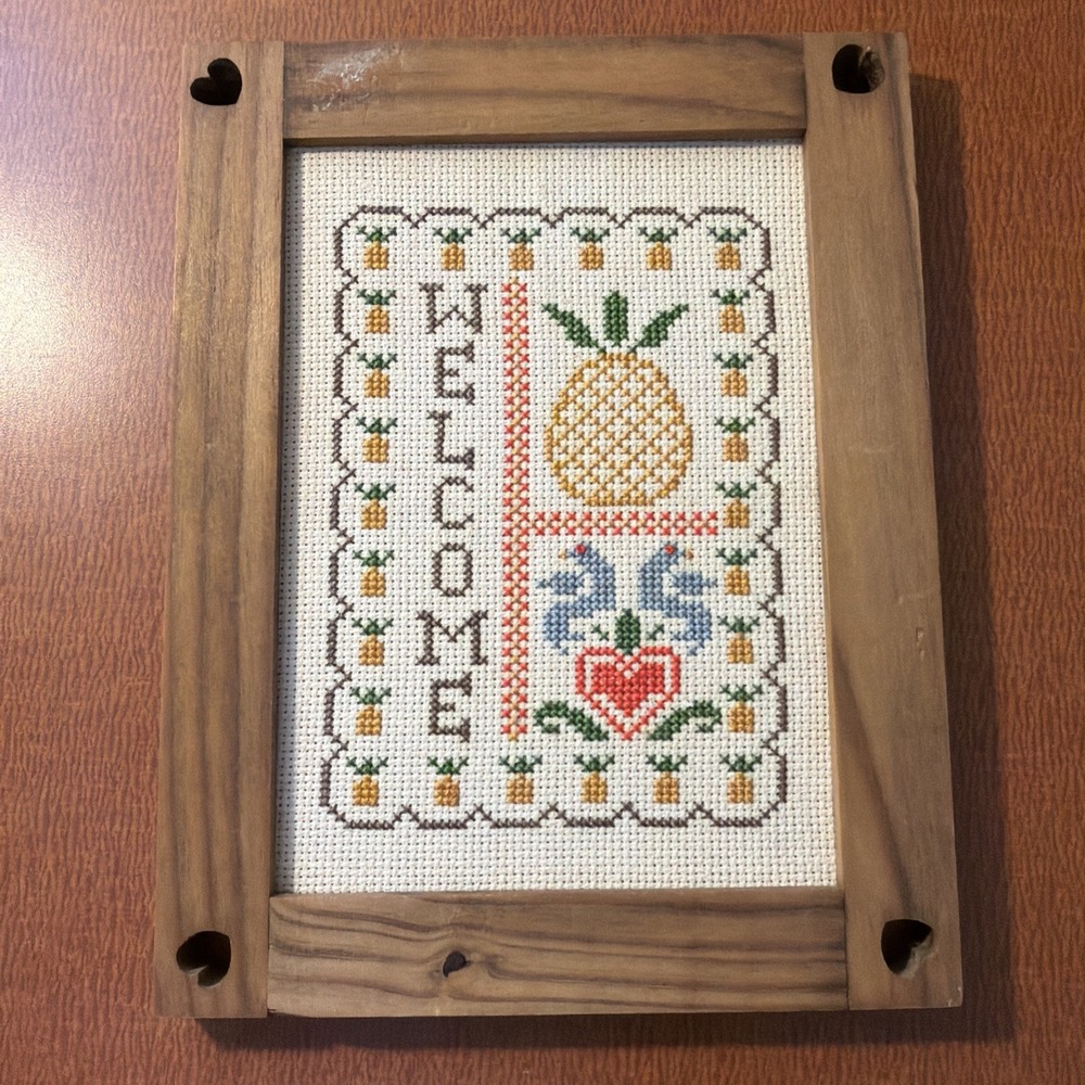 Vintage Nicole Creations Cross Stitch Welcome Pineapple 1909 Wood Folk Frame 9x7